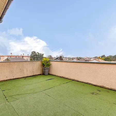 T3 Business Bordeaux Fibre Et Wi-fi Parking Bus Appartement